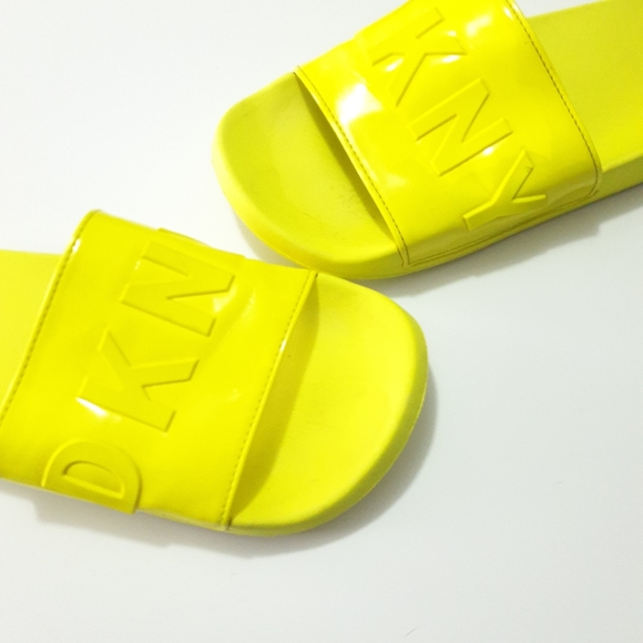DKNY neon yellow zinna slides size 9 AUS - Picture 7 of 11